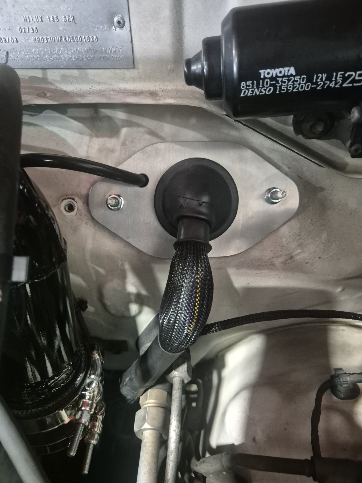 Toyota Hilux Wiring plate - Tuna Racing